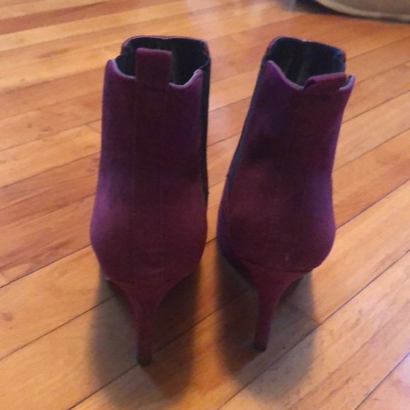 Suede Guess booties - Picture 3 of 4